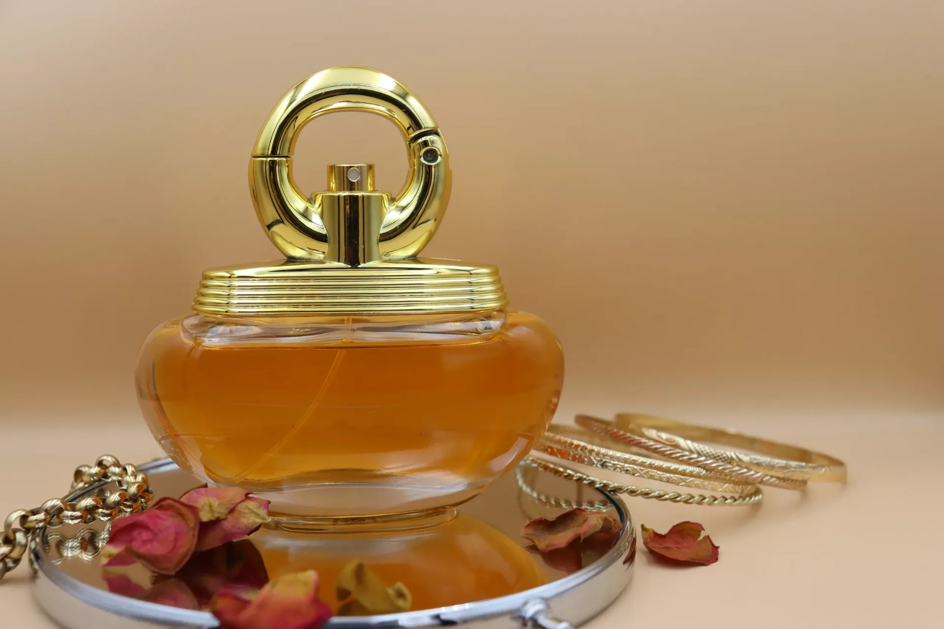 Der Unterschied zwischen Eau de Parfum und Eau de Toilette