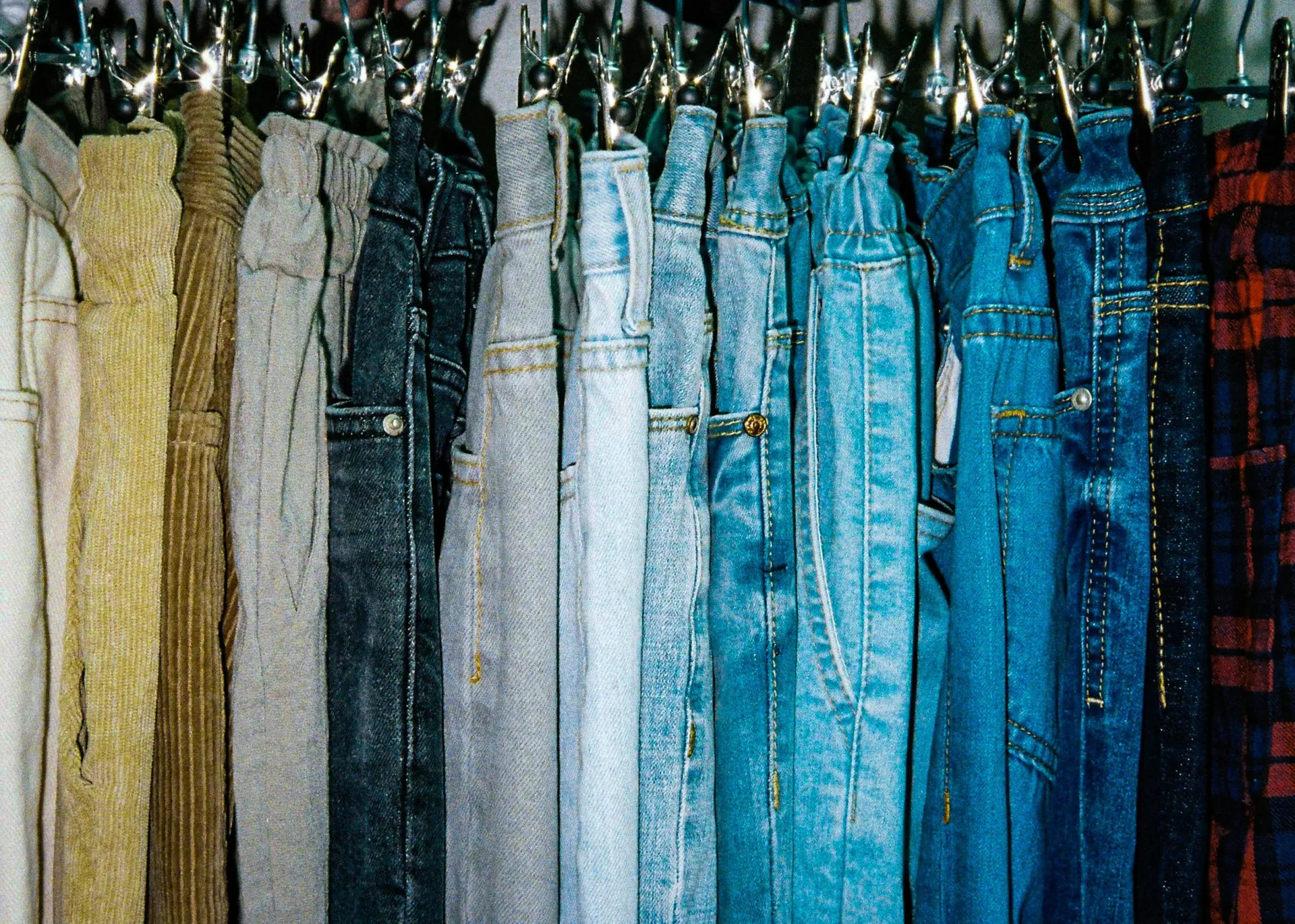 Denim Trends: Welche Jeans-Schnitte 2026 modern wirken