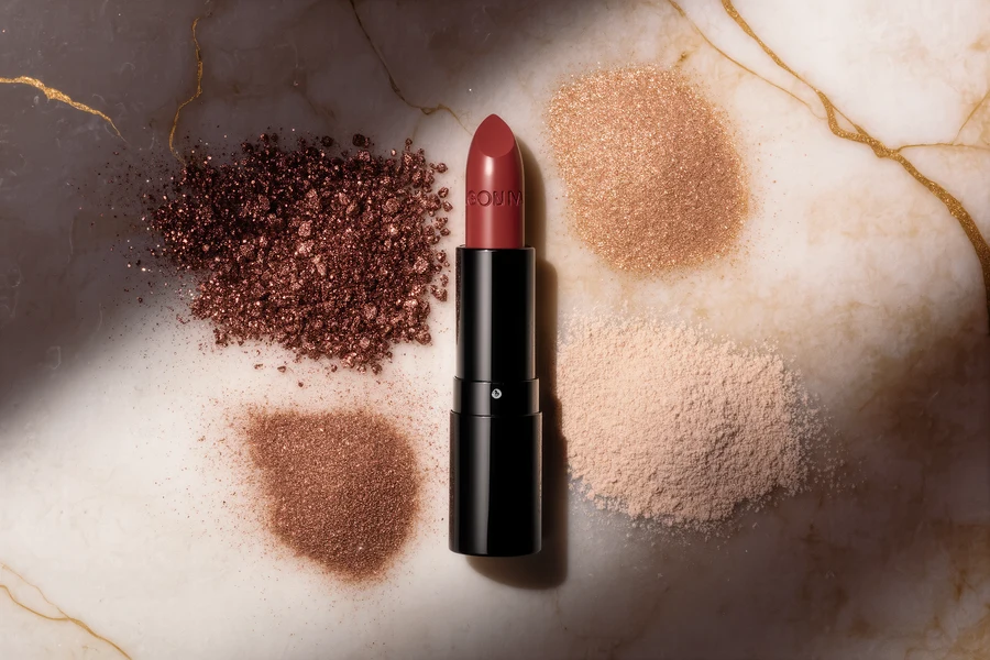 Die neuesten Augenbrauen Trends: Form und Farbe